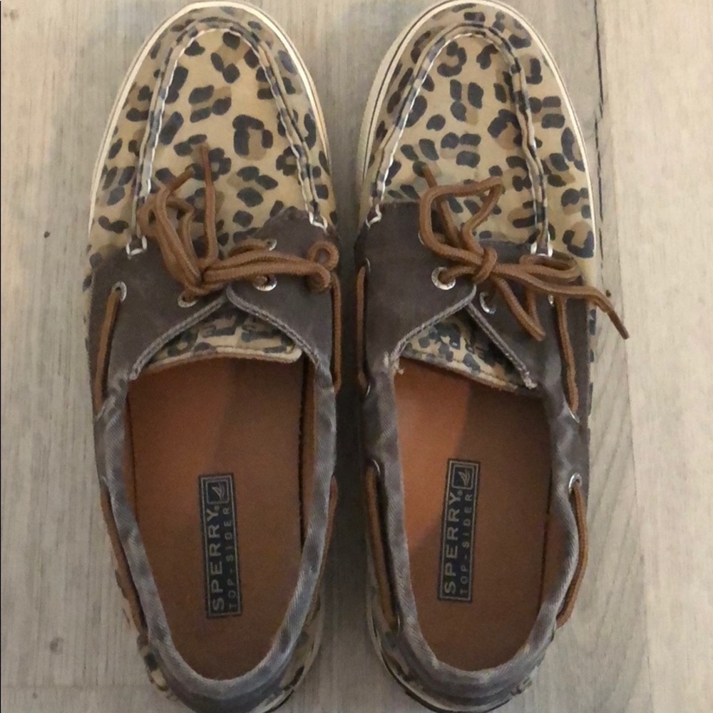 Sperry leopard boat shoes